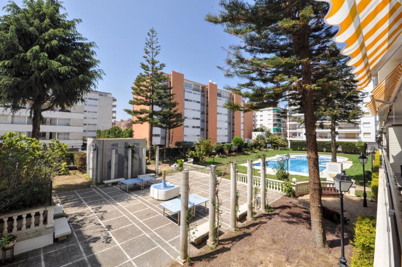 Apartment Alva Lloretholiday Lloret de Mar Eksteriør billede