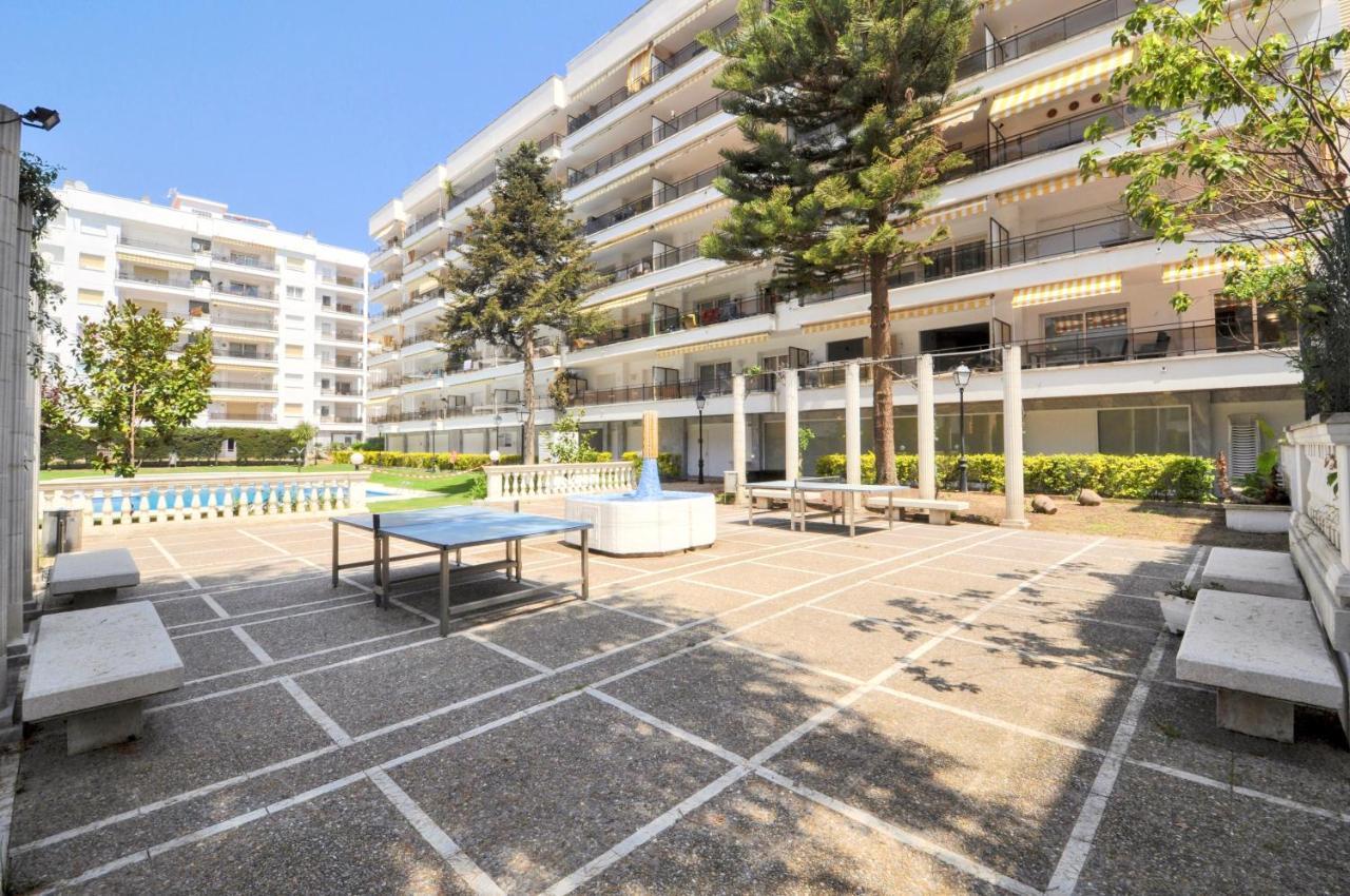 Apartment Alva Lloretholiday Lloret de Mar Eksteriør billede